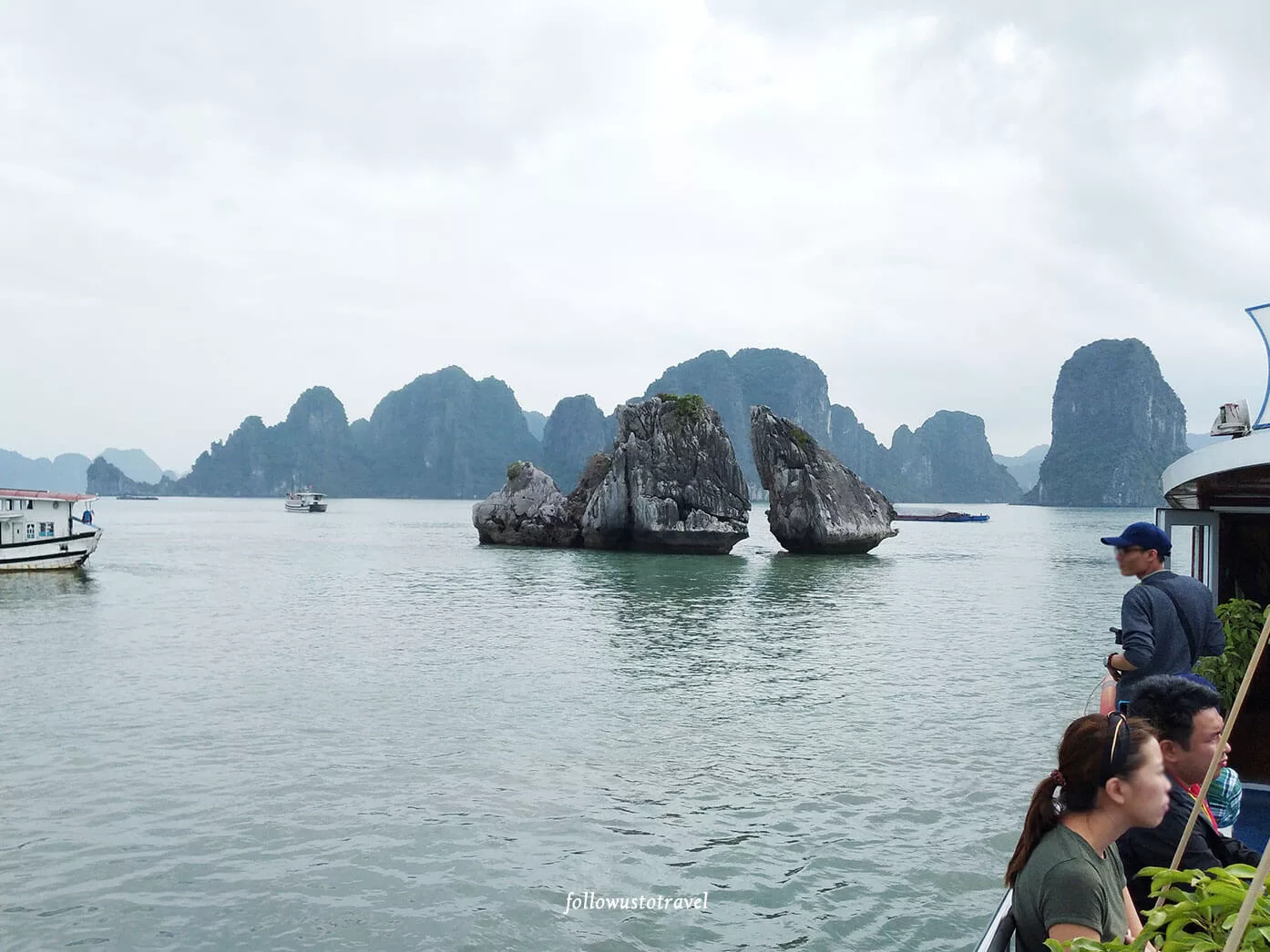 河內下龍灣一日遊鬥雞石 Trong Mai Islet