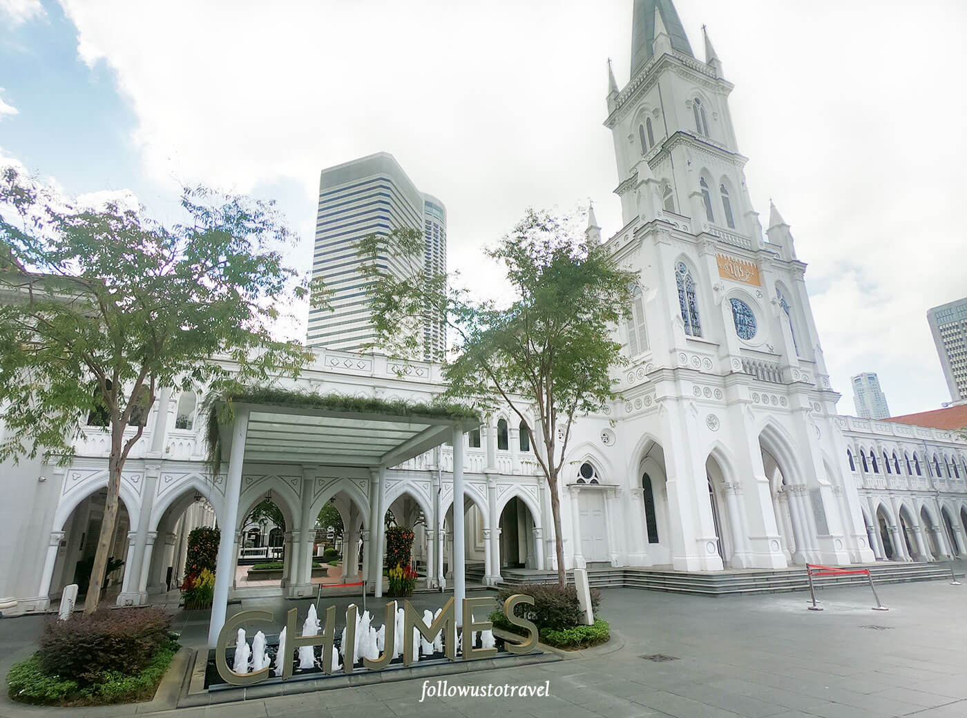 【新加坡讚美廣場】CHIJMES 酒吧夜生活、夢幻純白教堂、交通住宿攻略 2 赞美教堂赞美广场