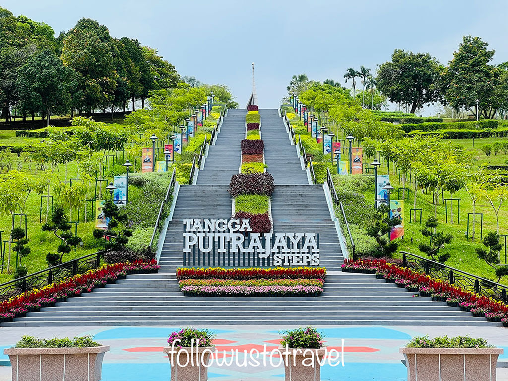 【2025布城自由行攻略】17個布城景點推薦、Putrajaya旅遊景點地圖和交通方式 9 tangga putrajaya steps