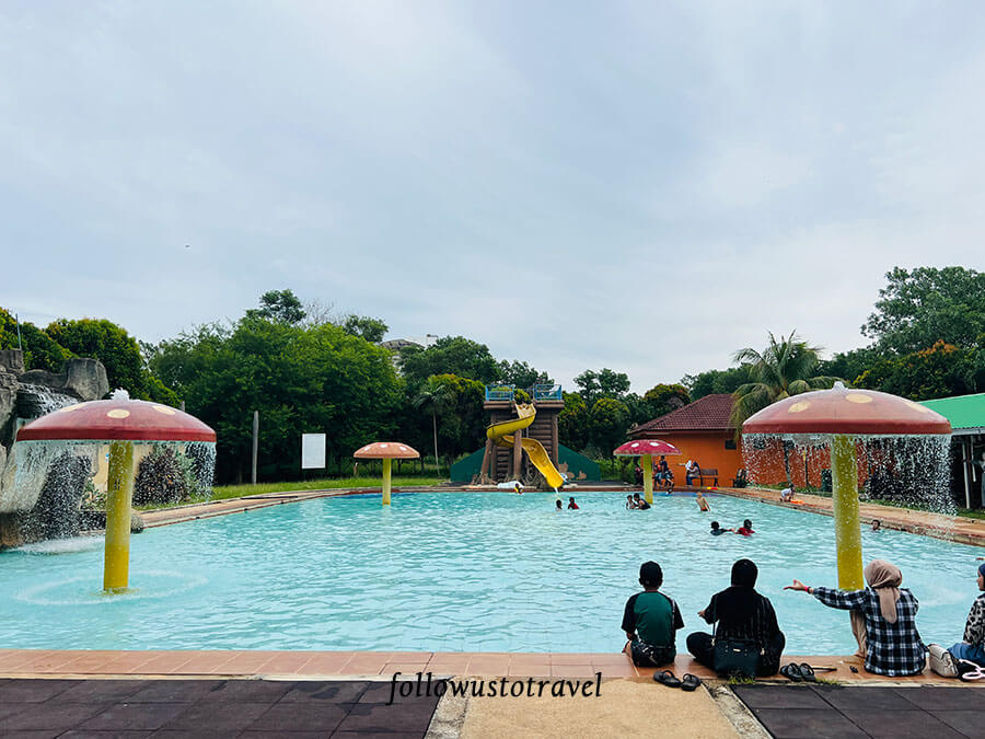 馬六甲鱷魚公園 water playground