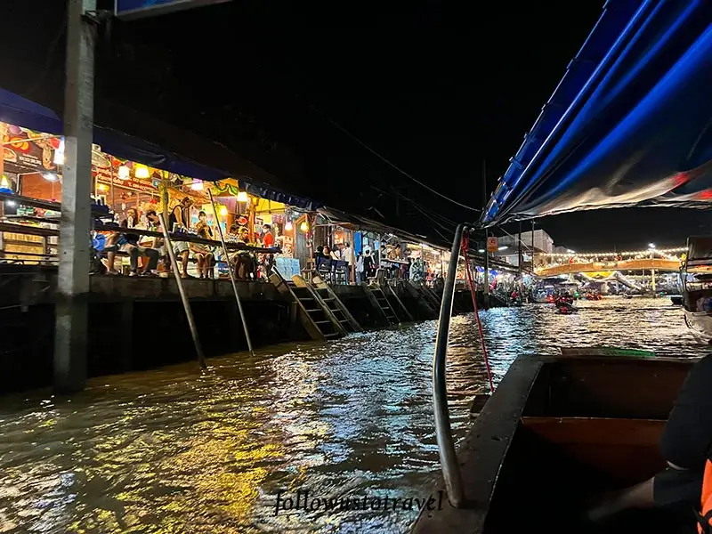 【曼谷水上市場一日遊】美功鐵道市場和安帕瓦,火車奇景、遊河賞螢、住宿推薦 24 安帕瓦水上市場遊船賞螢