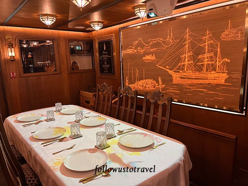 Sirimahannop吉祥號曼谷帆船餐廳 Captain Cabin The Bridge