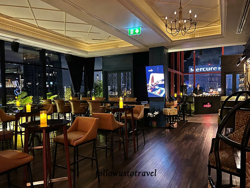 曼谷住宿BTS Phrom Phong 澎蓬站飯店/美食/按摩/交通/換匯總整理 13 曼谷高空酒吧MOJJO Rooftop Lounge & Bar