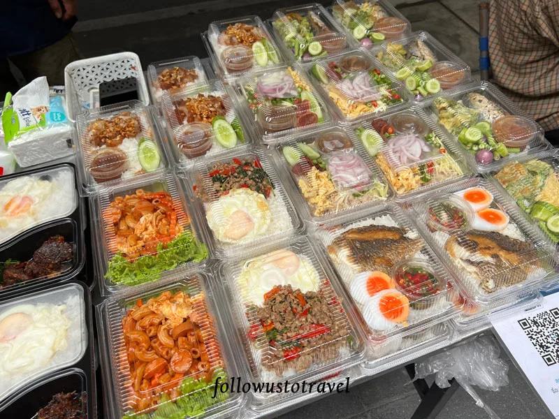 曼谷住宿BTS Phrom Phong澎蓬站美食