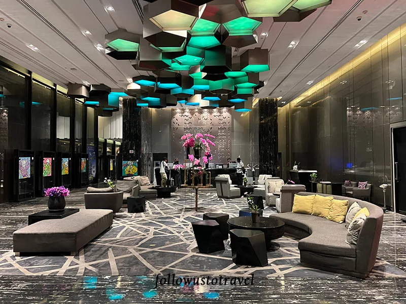 曼谷住宿BTS Phrom Phong 澎蓬站飯店/美食/按摩/交通/換匯總整理 11 曼谷高空酒吧MOJJO Rooftop Lounge & Bar