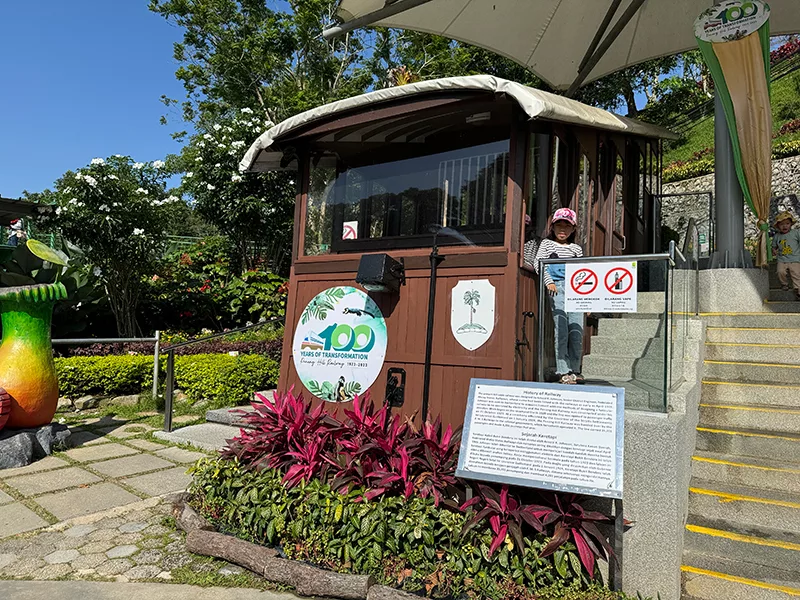 2025檳城升旗山最新攻略 門票交通 升旗山纜車/生態公園/山頂咖啡廳 10 木造火車