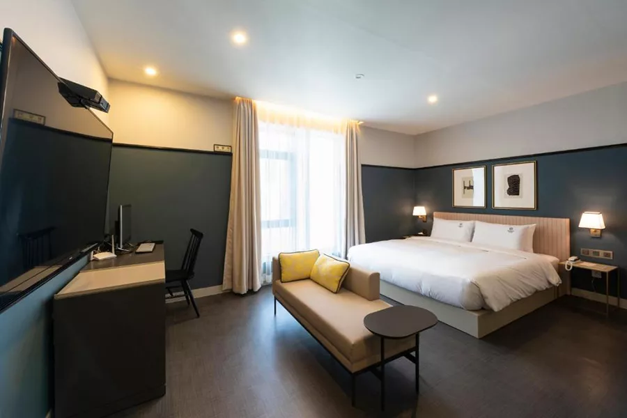 西面棕色點點商務飯店