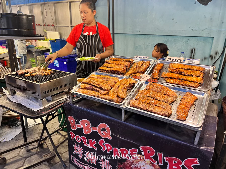 清邁周六夜市烤豬排