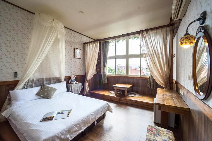 埔里小鎮歐式民宿