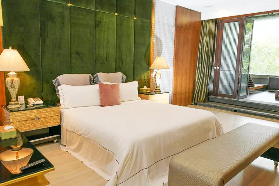 【2025新竹汽車旅館】8間新竹汽旅推薦,新開幕!KTV/按摩浴缸/私人泳池 8 湖山風景旅館