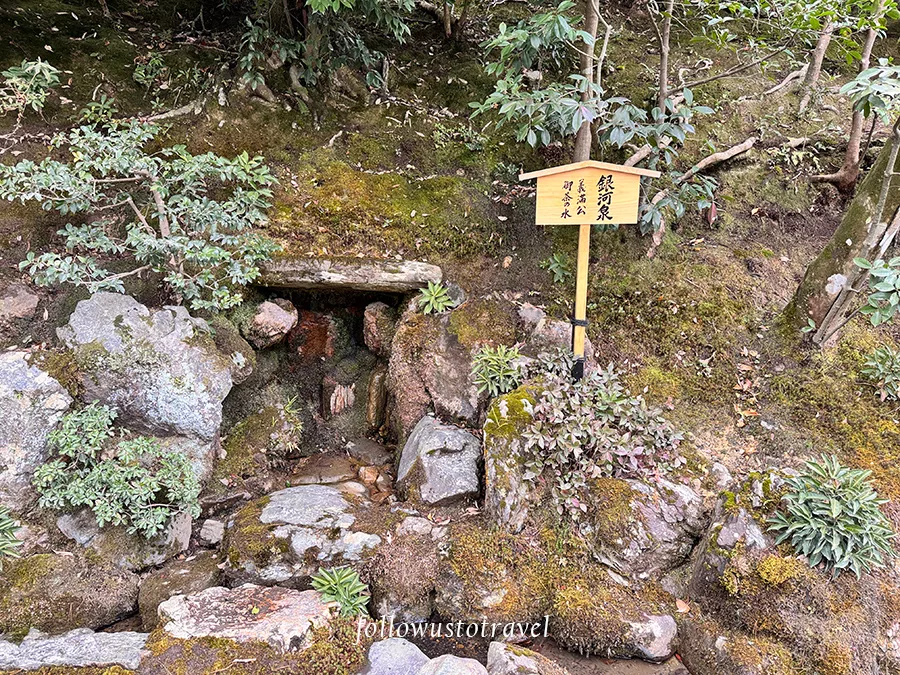 【2025京都金閣寺】參觀亮點、門票交通攻略,舍利殿金光閃耀&一休和尚場景 13 銀河泉