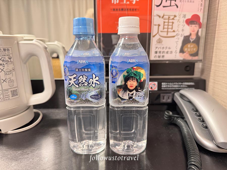 房間礦泉水