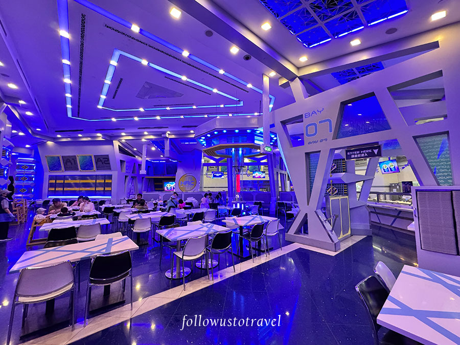 科幻城市美食餐廳